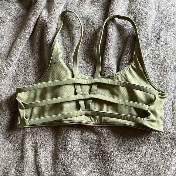 Vuori Other - Vuori Lime green Yosemite sports bra Large